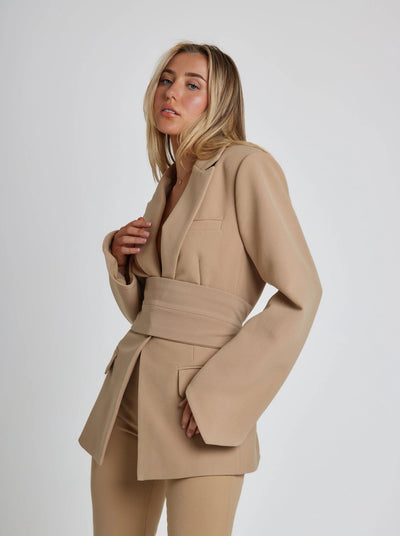 Amelia™ | Blazer with Belt