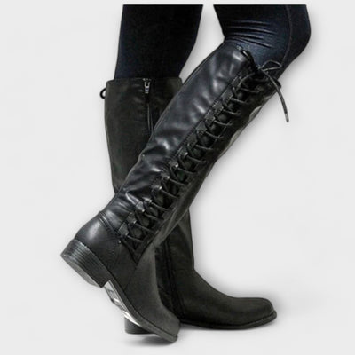 Milenne – Boots with Character