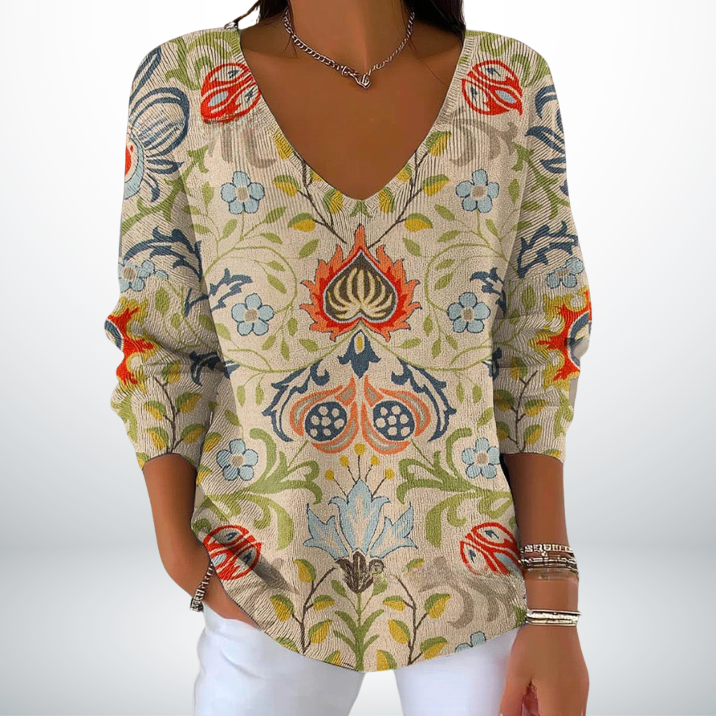 Evelien – Soft Knitted V-Neck Jumper