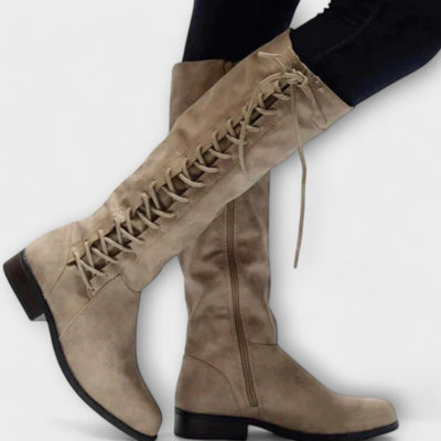 Milenne – Boots with Character