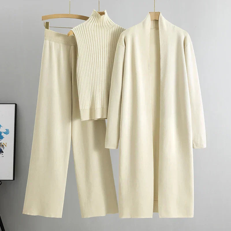 Vaine – Elegant Three-Piece Set