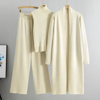 Vaine – Elegant Three-Piece Set