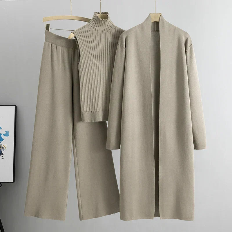 Vaine – Elegant Three-Piece Set