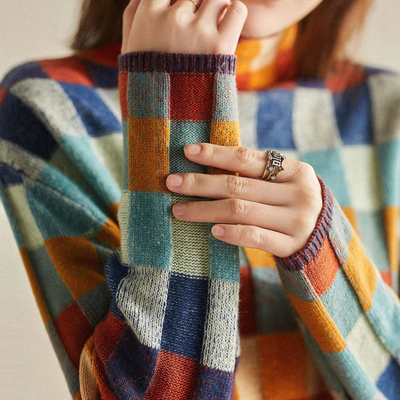 Isla | Comfortable Retro Sweater