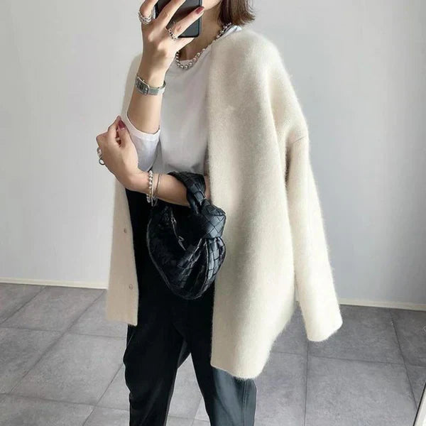 Amelia® | Elegant Cardigan